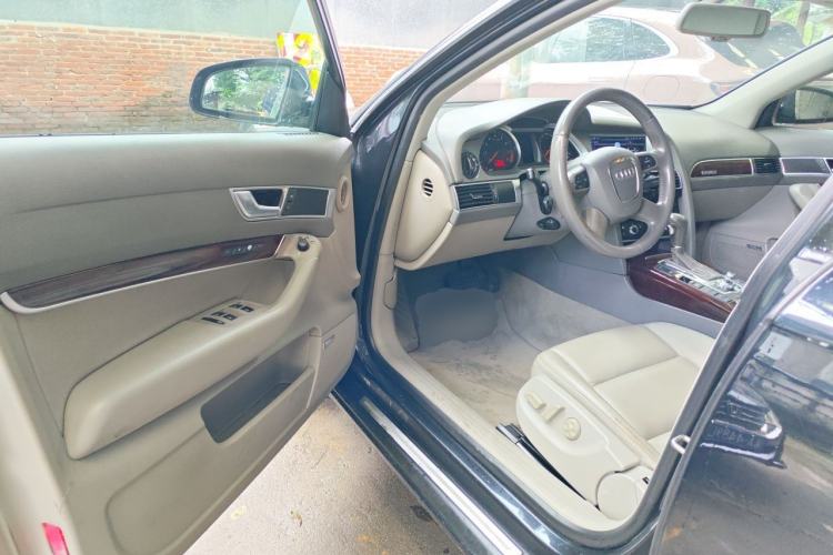 Used Audi A6L 2006 3.2 FSI Comfort & Entertainment Model Driver Seat
