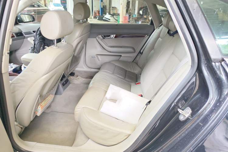 Used Audi A6L 2006 3.2 FSI Comfort & Entertainment Model Left Rear Seat