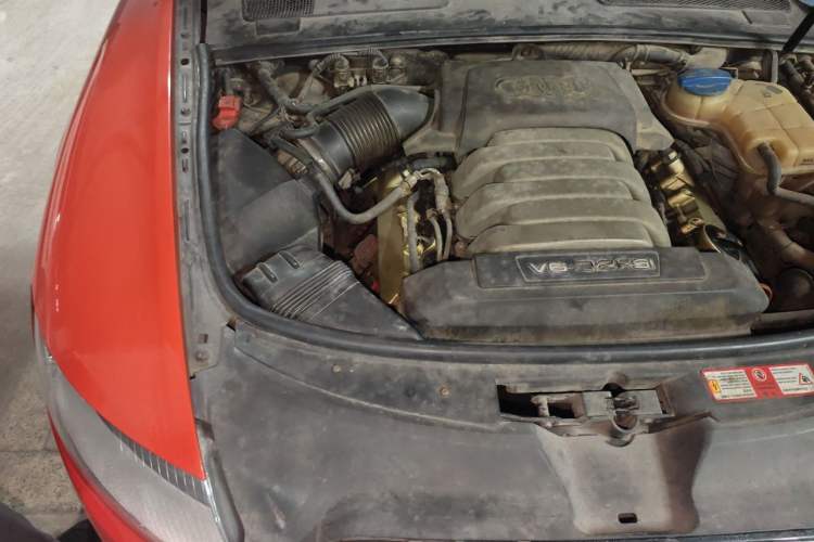 Used Audi A6L 2006 3.2 FSI Comfort & Entertainment Model Engine Bay Right