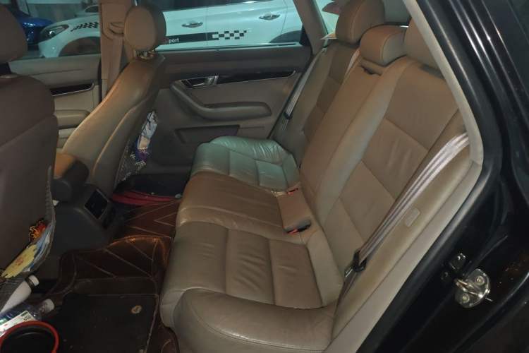 Used Audi A6L 2006 3.2 FSI Comfort & Entertainment Model Left Rear Seat