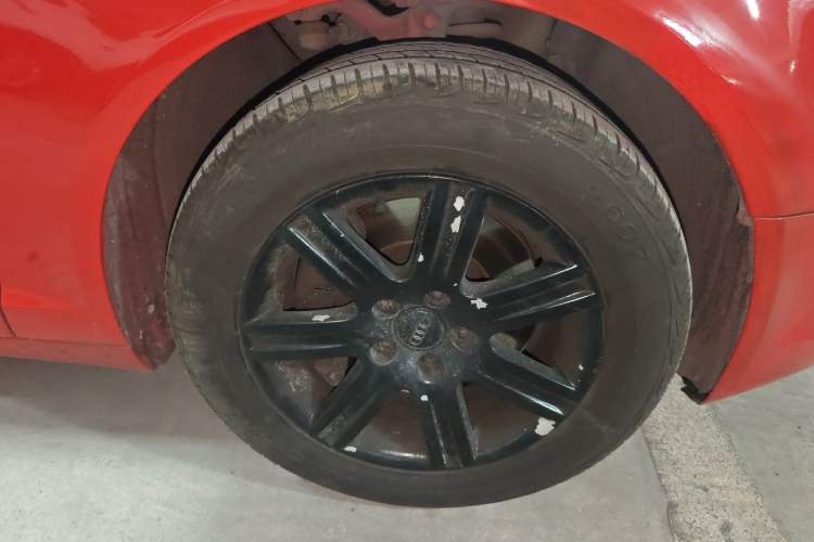 Used Audi A6L 2006 3.2 FSI Comfort & Entertainment Model Right Front Wheel Hub