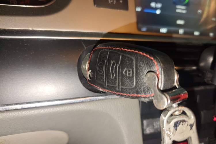 Used Audi A6L 2006 3.2 FSI Comfort & Entertainment Model Vehicle Key