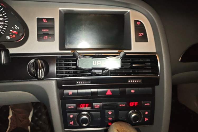 Used Audi A6L 2008 2.0T Olympic Limited Edition Audio And AC Panel