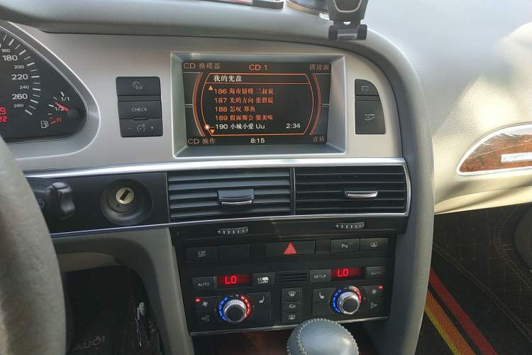 Used Audi A6L 2008 3.2 FSI quattro Comfort & Entertainment Model Audio And AC Panel