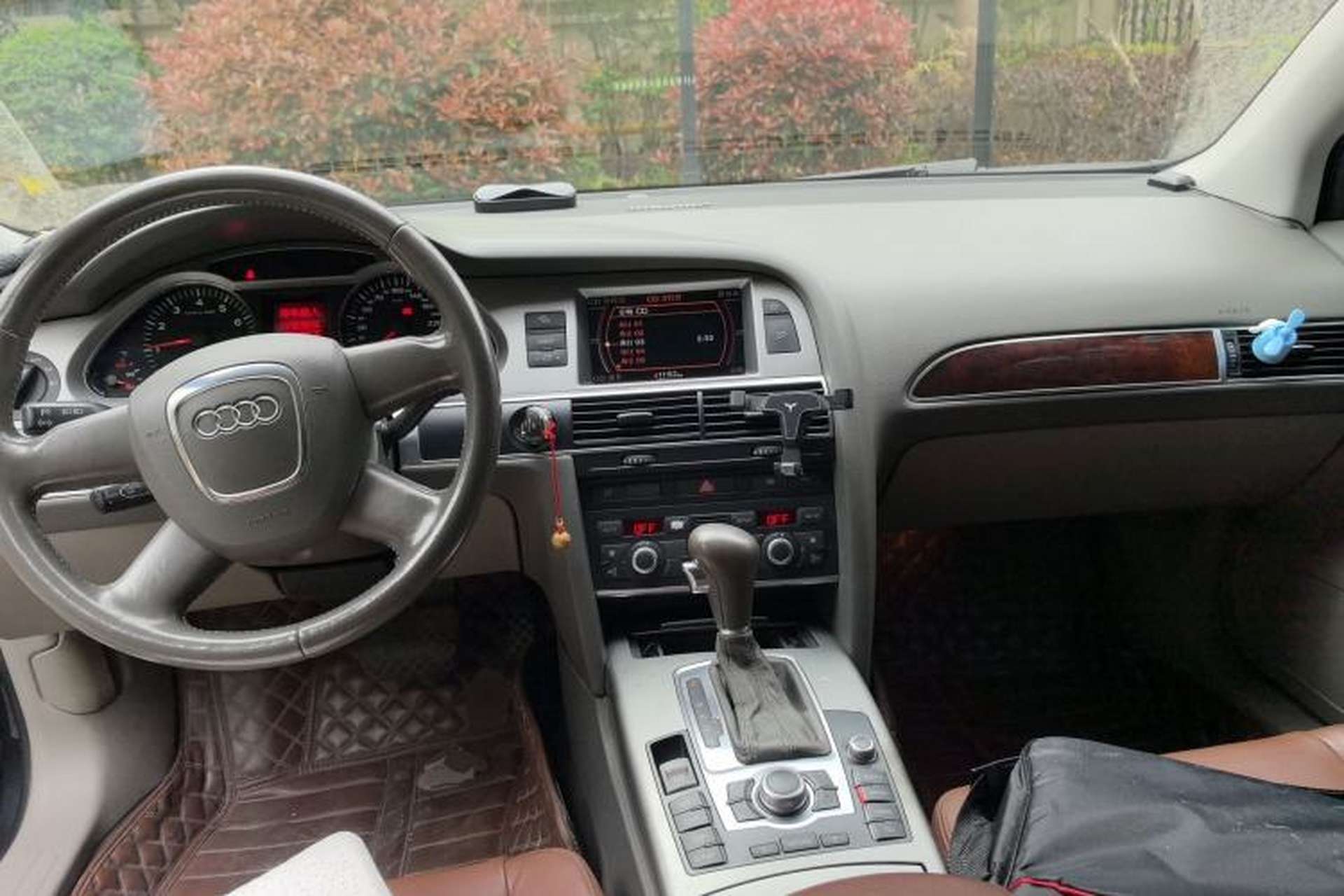 Used Audi A6L 2008 2.4L Technology version Center Console