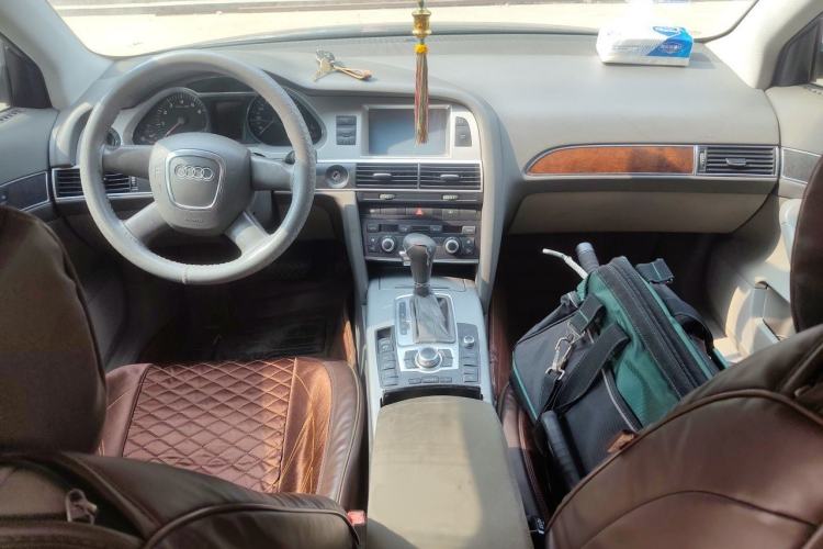 Used Audi A6L 2008 2.0T Automatic Standard Edition Center Console