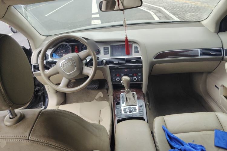 Used Audi A6L 2008 2.8 FSI Comfort & Entertainment Edition Center Console