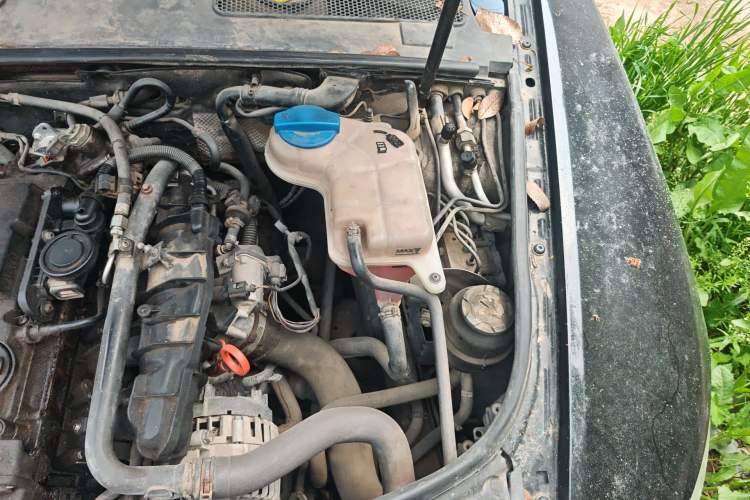 Used Audi A6L 2008 2.0T Automatic Standard Edition Engine Bay Left