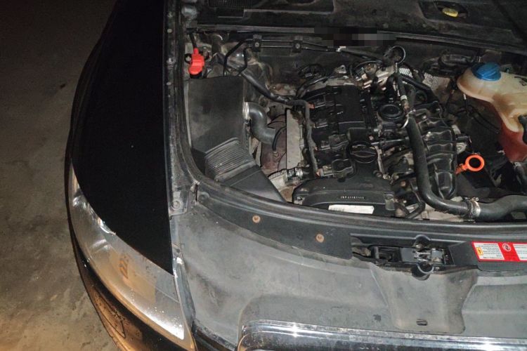 Used Audi A6L 2008 2.0T Olympic Limited Edition Engine Bay Right