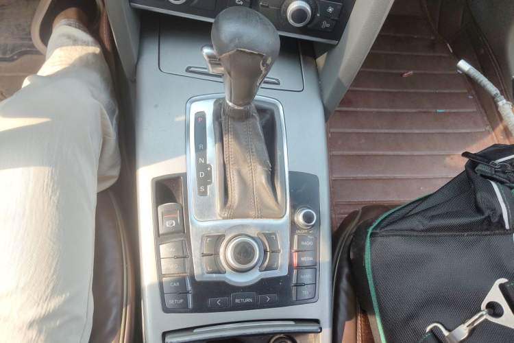 Used Audi A6L 2008 2.0T Automatic Standard Edition Gear Lever