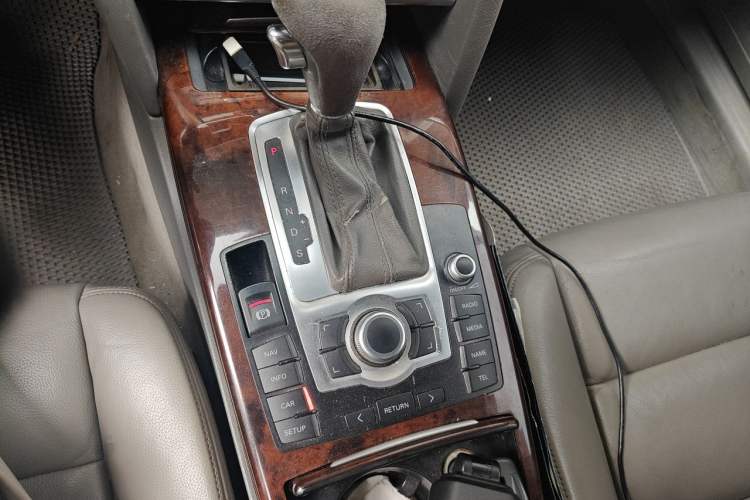Used Audi A6L 2008 2.4L Comfort Edition Gear Lever