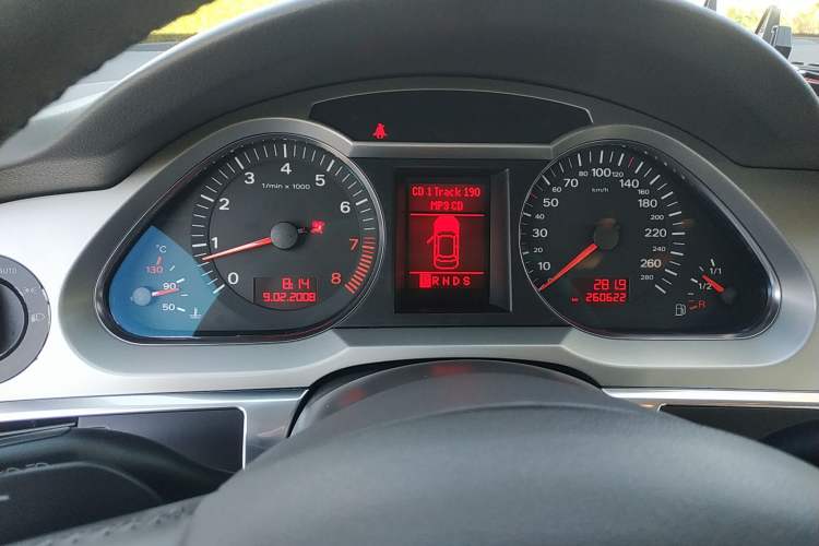 Used Audi A6L 2008 3.2 FSI quattro Comfort & Entertainment Model Instrument Cluster