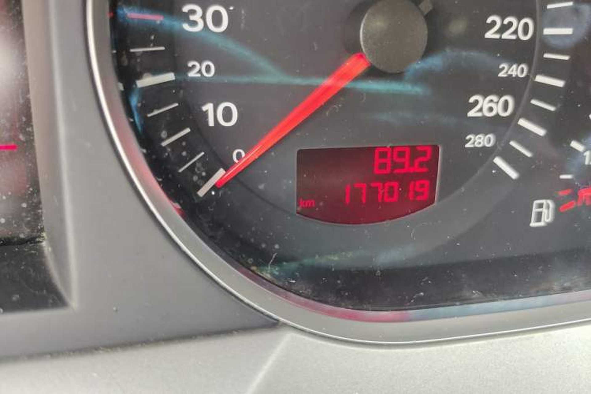 Used Audi A6L 2008 2.8 FSI Comfort & Entertainment Edition Odometer Close Up