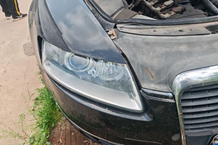 Used Audi A6L 2008 2.0T Automatic Standard Edition Right Front Headlight