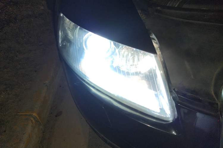 Used Audi A6L 2008 3.2 FSI quattro Luxury Model Right Front Headlight