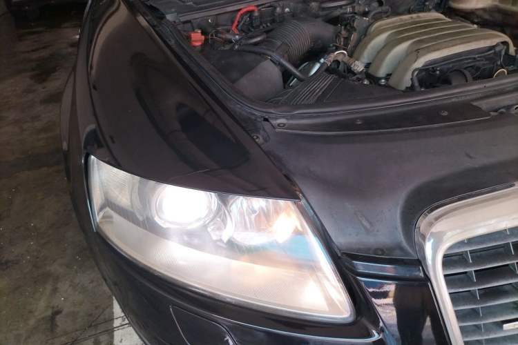 Used Audi A6L 2008 3.2 FSI quattro Luxury Model Right Front Headlight