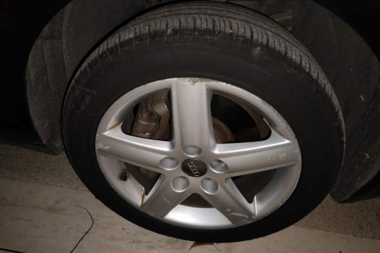 Used Audi A6L 2008 3.2 FSI quattro Luxury Model Right Front Wheel Hub