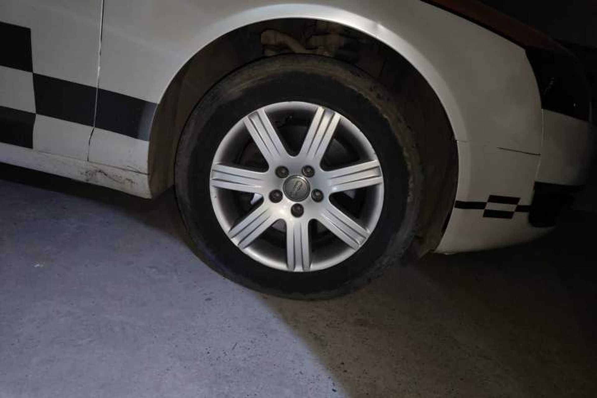 Used Audi A6L 2008 2.4L Technology version Right Front Wheel Hub