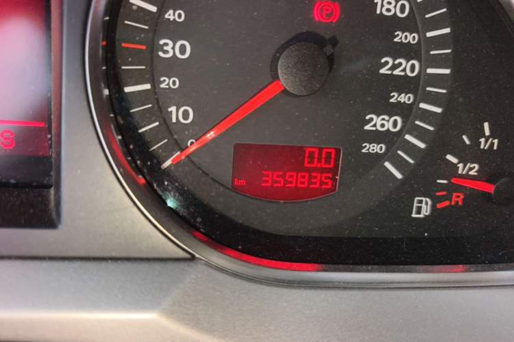 Used Audi A6L 2008 2.4L Technology version Odometer Close Up