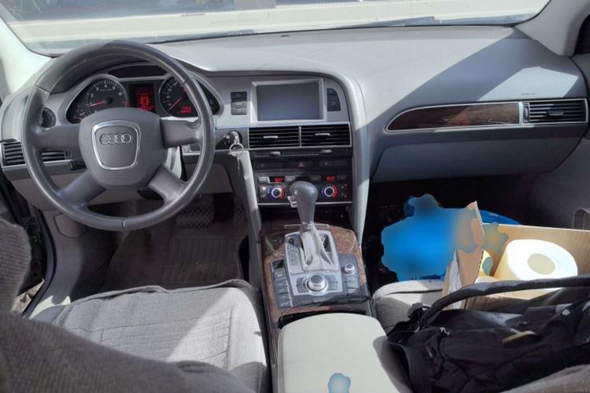 Used Audi A6L 2008 2.0T Automatic Standard Edition Center Console
