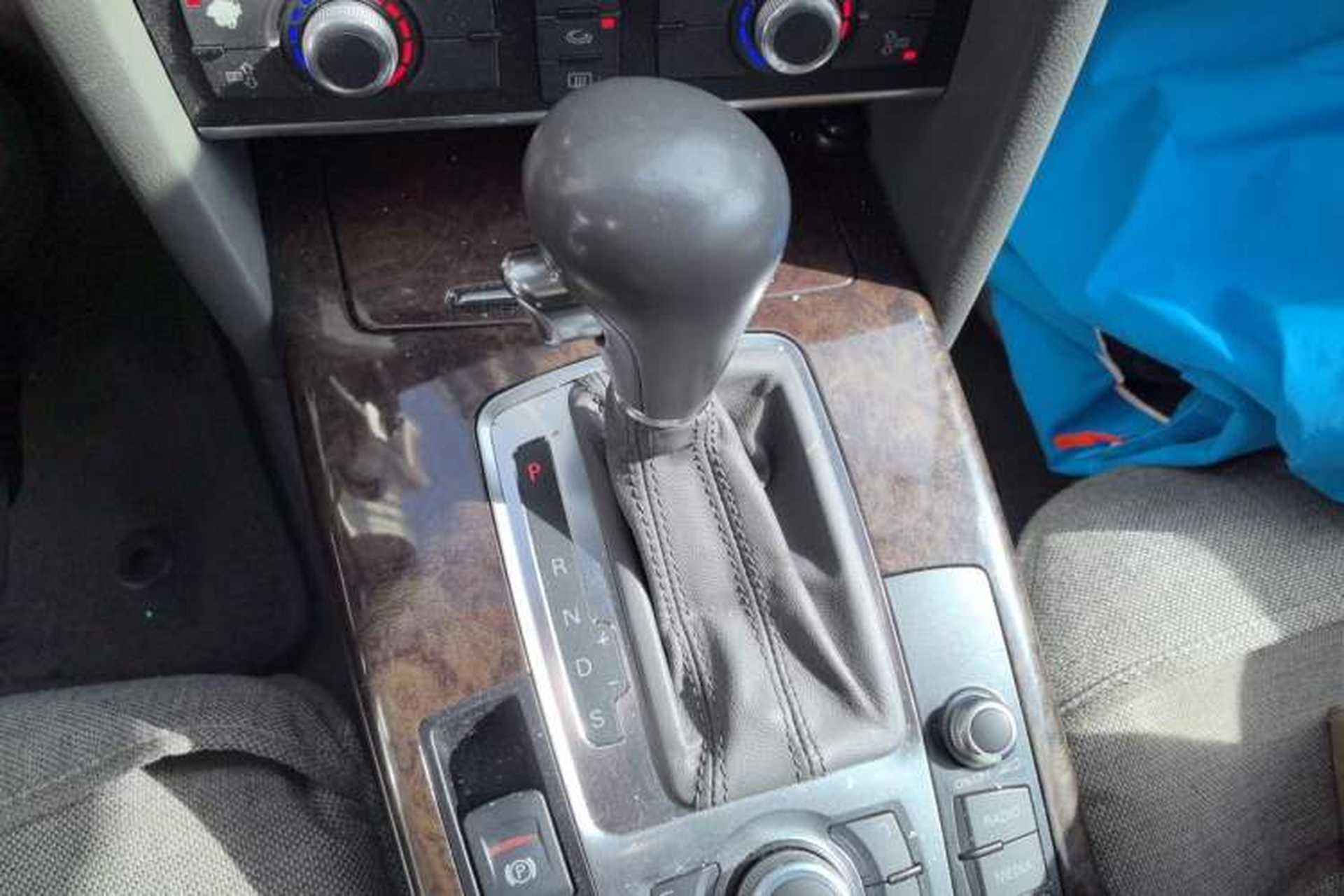 Used Audi A6L 2008 2.0T Automatic Standard Edition Gear Lever