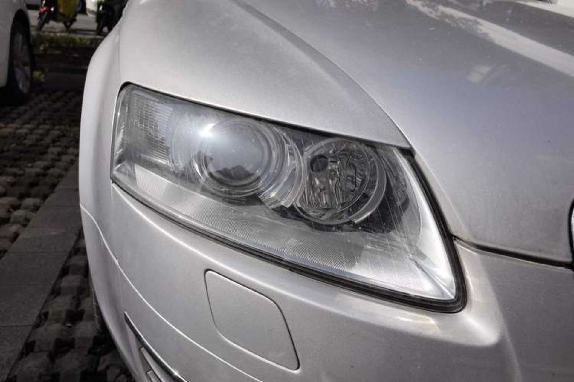 Used Audi A6L 2008 2.0T Automatic Standard Edition Right Front Headlight