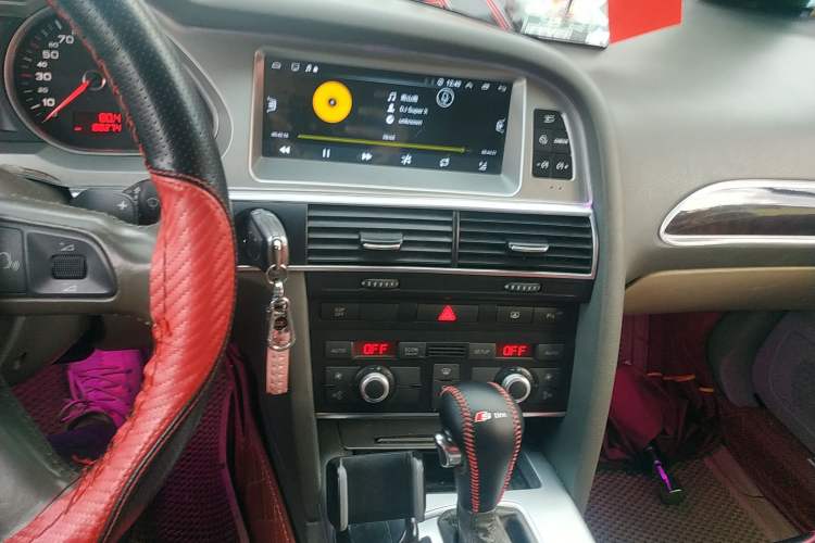 Used Audi A6L 2009 2.0 TFSI automatic standard version Audio And AC Panel