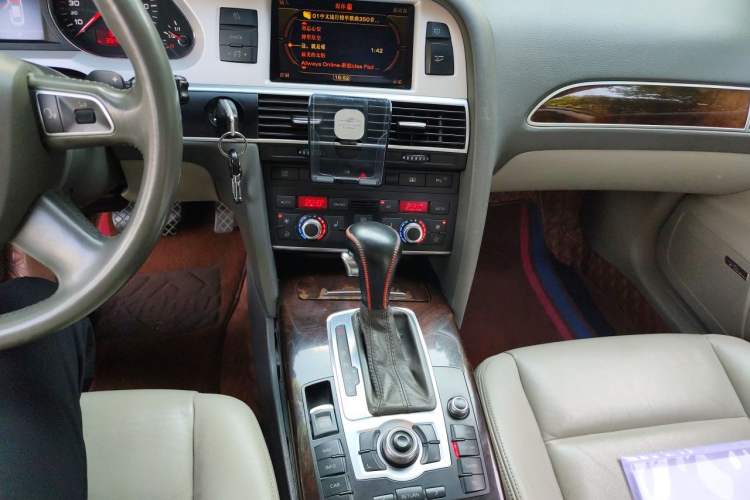 Used Audi A6L 2009 2.8 FSI Comfort & Entertainment Model Audio And AC Panel