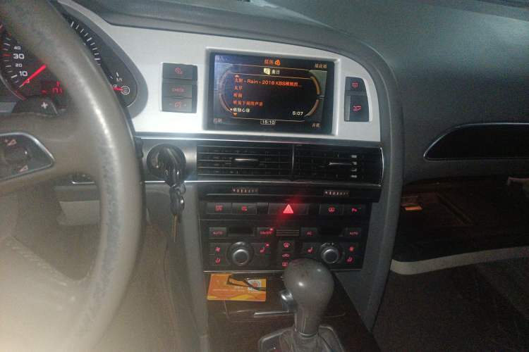 Used Audi A6L 2009 2.4L Technology version Audio And AC Panel
