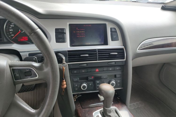 Used Audi A6L 2009 2.4L Technology version Audio And AC Panel