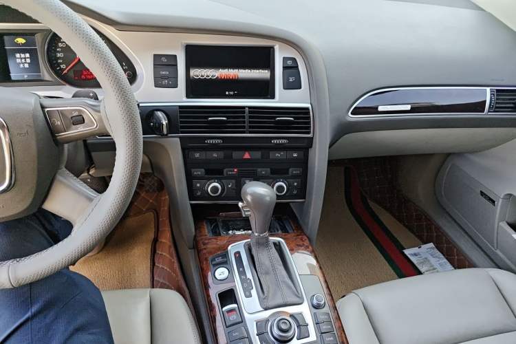 Used Audi A6L 2009 3.0 TFSI quattro Luxury Model Audio And AC Panel