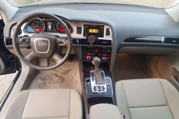 Used Audi A6L 2009 2.4L Technology version Center Console