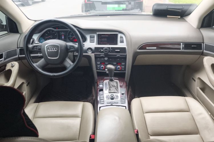 Used Audi A6L 2009 2.8 FSI quattro Luxury Model Center Console