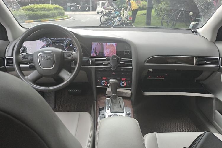 Used Audi A6L 2009 2.4L Technology version Center Console