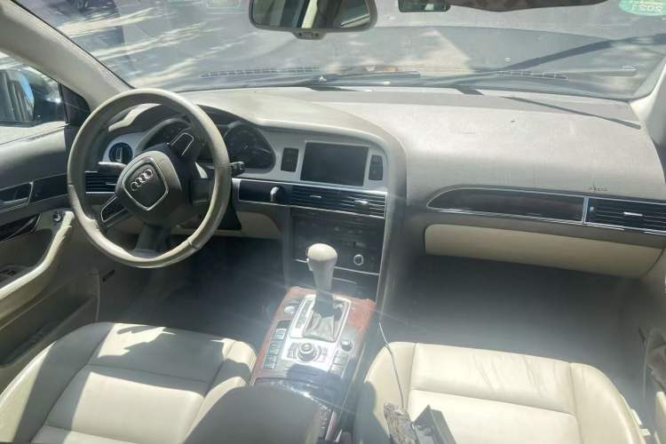 Used Audi A6L 2009 2.4L Technology version Center Console