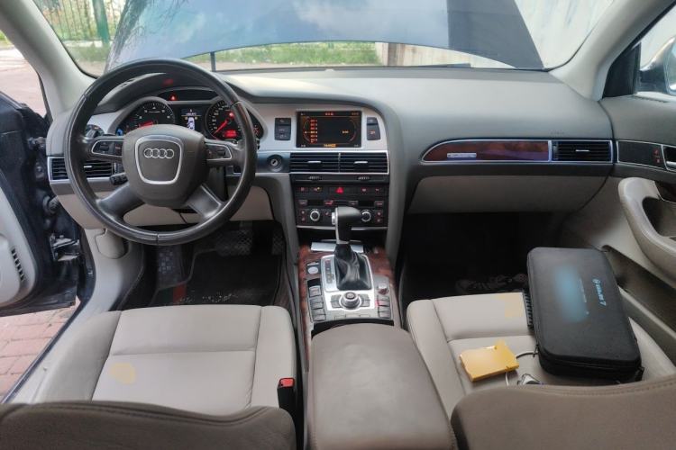 Used Audi A6L 2009 3.0 TFSI quattro Luxury Model Center Console