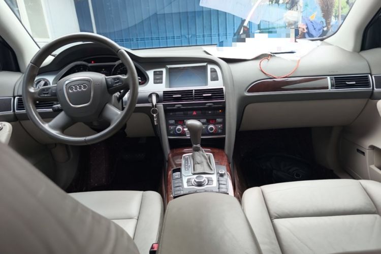 Used Audi A6L 2009 2.4L Technology version Center Console