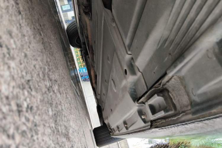 Used Audi A6L 2009 2.0 TFSI automatic standard version Chassis Rear Right