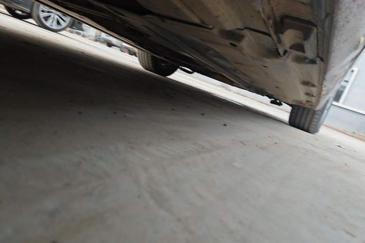 Used Audi A6L 2009 2.0 TFSI automatic standard version Chassis Rear Right