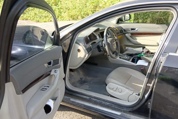 Used Audi A6L 2009 2.0 TFSI automatic standard version Driver Seat