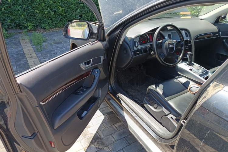 Used Audi A6L 2009 2.0 TFSI automatic standard version Driver Seat