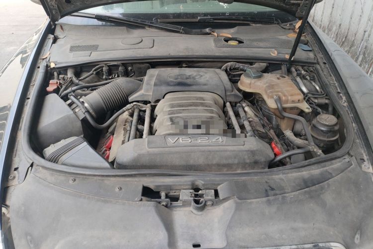 Used Audi A6L 2009 2.4L Technology version Engine Bay