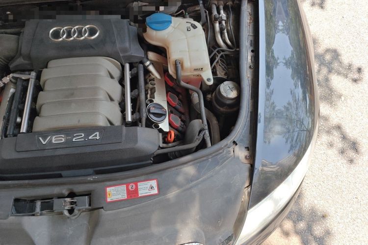 Used Audi A6L 2009 2.4L Technology version Engine Bay Left