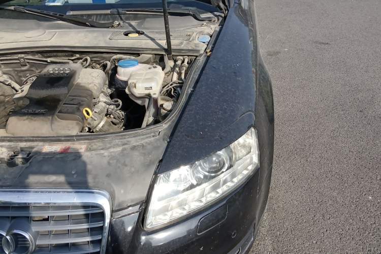 Used Audi A6L 2009 2.0 TFSI automatic standard version Engine Bay Left