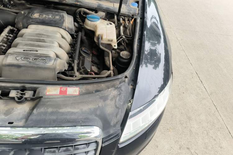 Used Audi A6L 2009 2.8 FSI Comfort & Entertainment Model Engine Bay Left