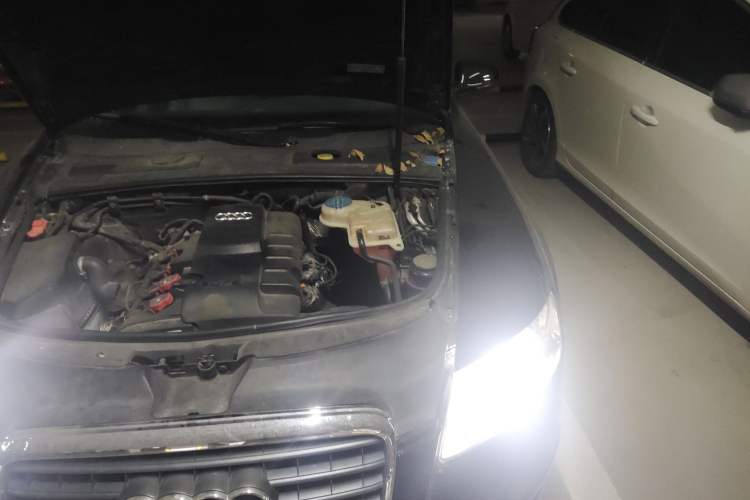 Used Audi A6L 2009 2.0 TFSI automatic standard version Engine Bay Left
