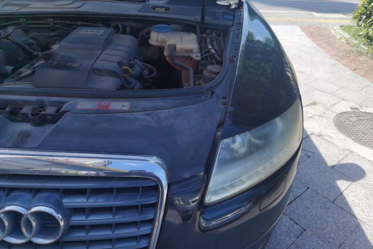 Used Audi A6L 2009 2.0 TFSI automatic standard version Engine Bay Left
