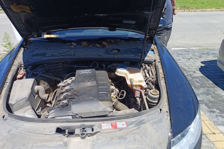 Used Audi A6L 2009 2.0 TFSI automatic standard version Engine Bay Left