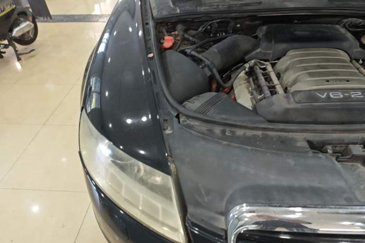 Used Audi A6L 2009 2.4L Technology version Engine Bay Right