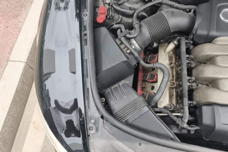 Used Audi A6L 2009 2.8 FSI quattro Luxury Model Engine Bay Right